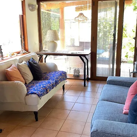 Dağ evi Mimosa Itri